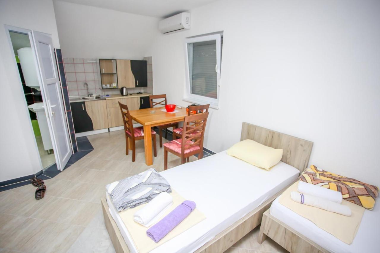 Apartments River Una 4 Бихач Экстерьер фото