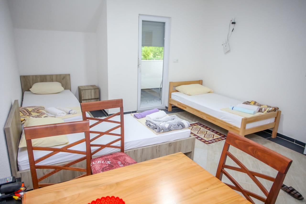 Apartments River Una 4 Бихач Экстерьер фото